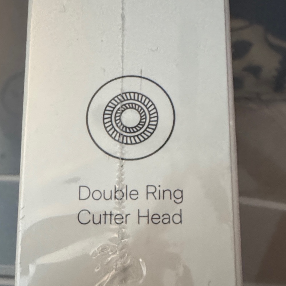 Double‑Head Electric Hair Shaver CT-02 - White - Picture 5 of 6